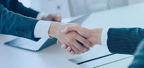 理由1 貴社のセキュリティ対策や課題に合わせた保険商品をご提案