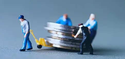 理由3 サイバーリスク以外の企業リスクに対する損害保険もまとめてご提案