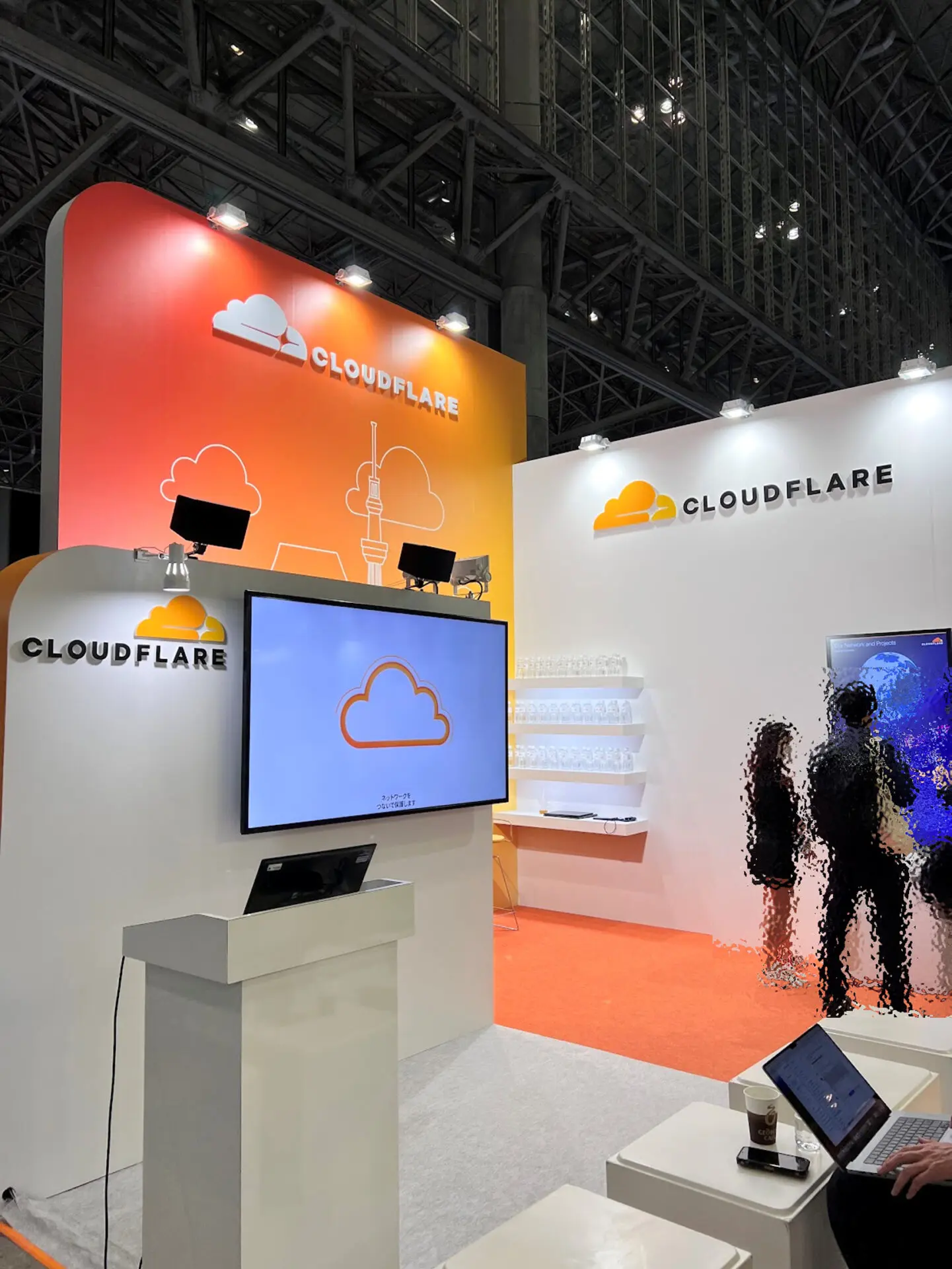 Cloudflareのブース